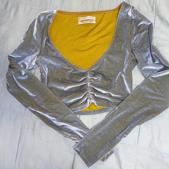 Urban outfitters cropped long sleeve top - Picture 1 of 1
